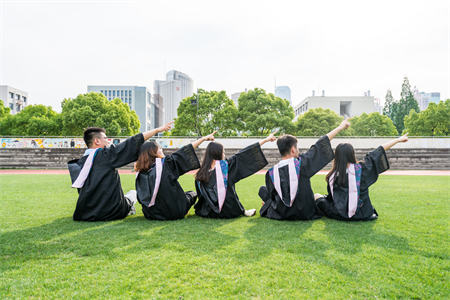 蛟河成人函授的專業(yè)設(shè)置和就業(yè)前景如何？