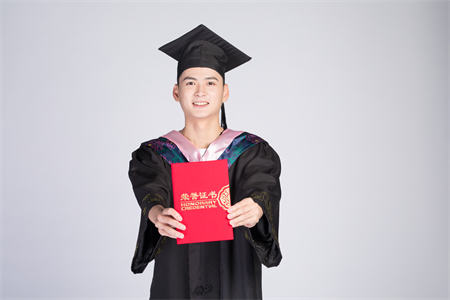 長(zhǎng)白成人函授2023年的成人高考科目有哪些？